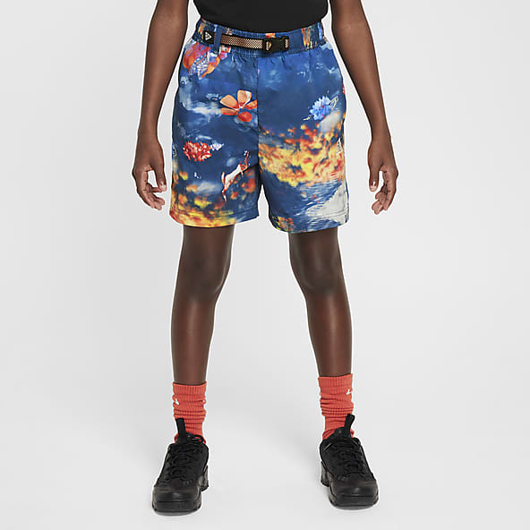 Knee Length Hiking Shorts. Nike